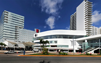 Malecon Americas Cancun